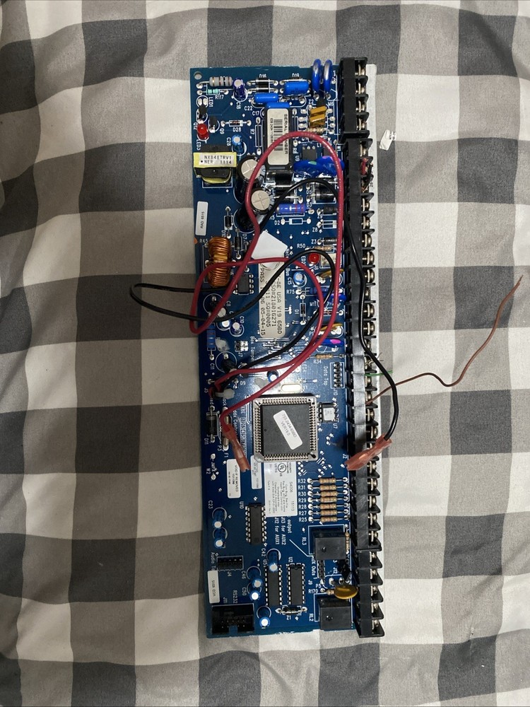 GE Security Interlogix NX-8E Board Only V19