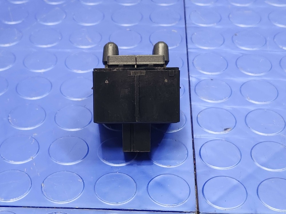 14-18 Chevy Silverado Trailer Brake Controller Switch Assembly OEM 22822675