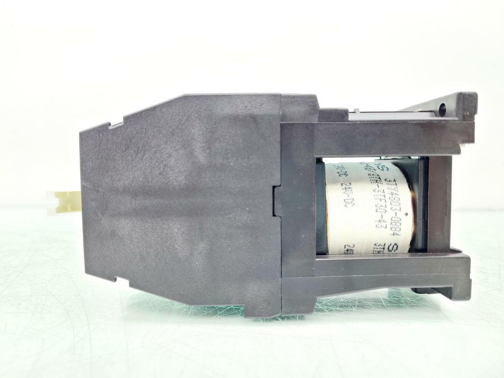 Siemens 3TH4310-0B Control Relay 690VAC, 10A