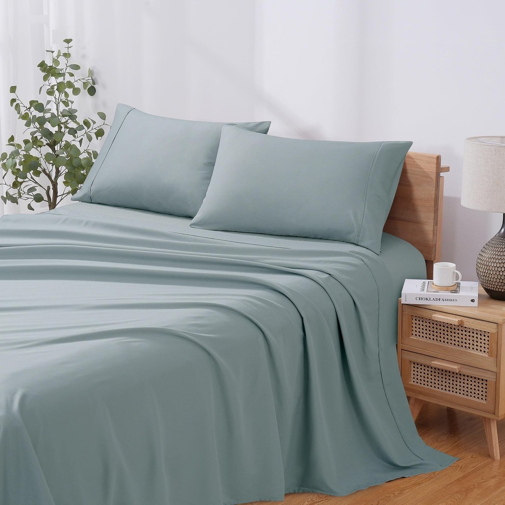 Modern Threads Soft Microfiber Solid Sheets - Luxurious Microfiber Bed Sheets...