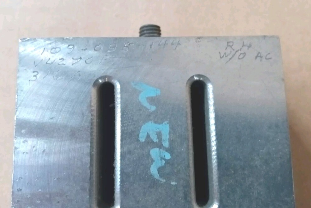 3.00" x 1.25" Rectangular Branson Dukane Ultrasonic Sonic Welder Titanium Horn