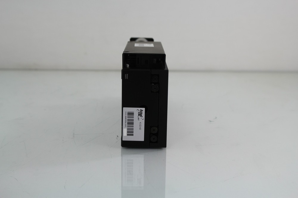 Suruga Seiki K102-60 Precision Linear Stage for Optical Positioning