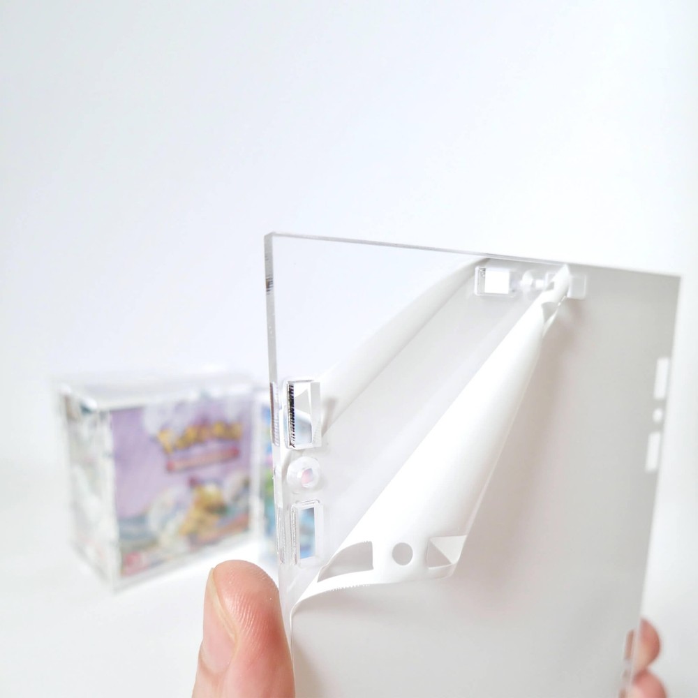 Acrylic Case fits One Piece Mini Tin Display Set englisch