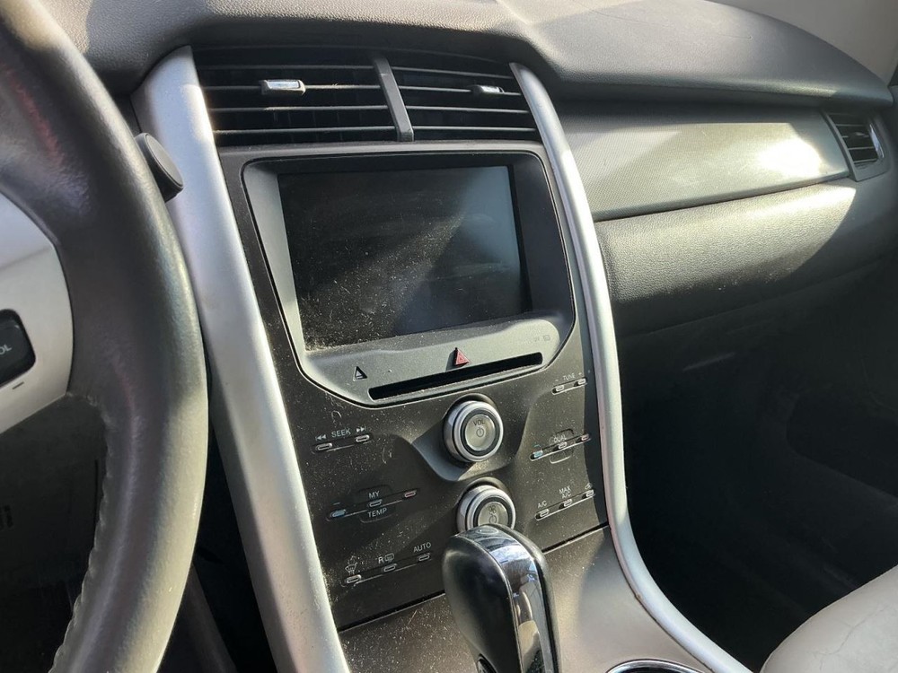 EDGE 2013 Glove Box 4970316