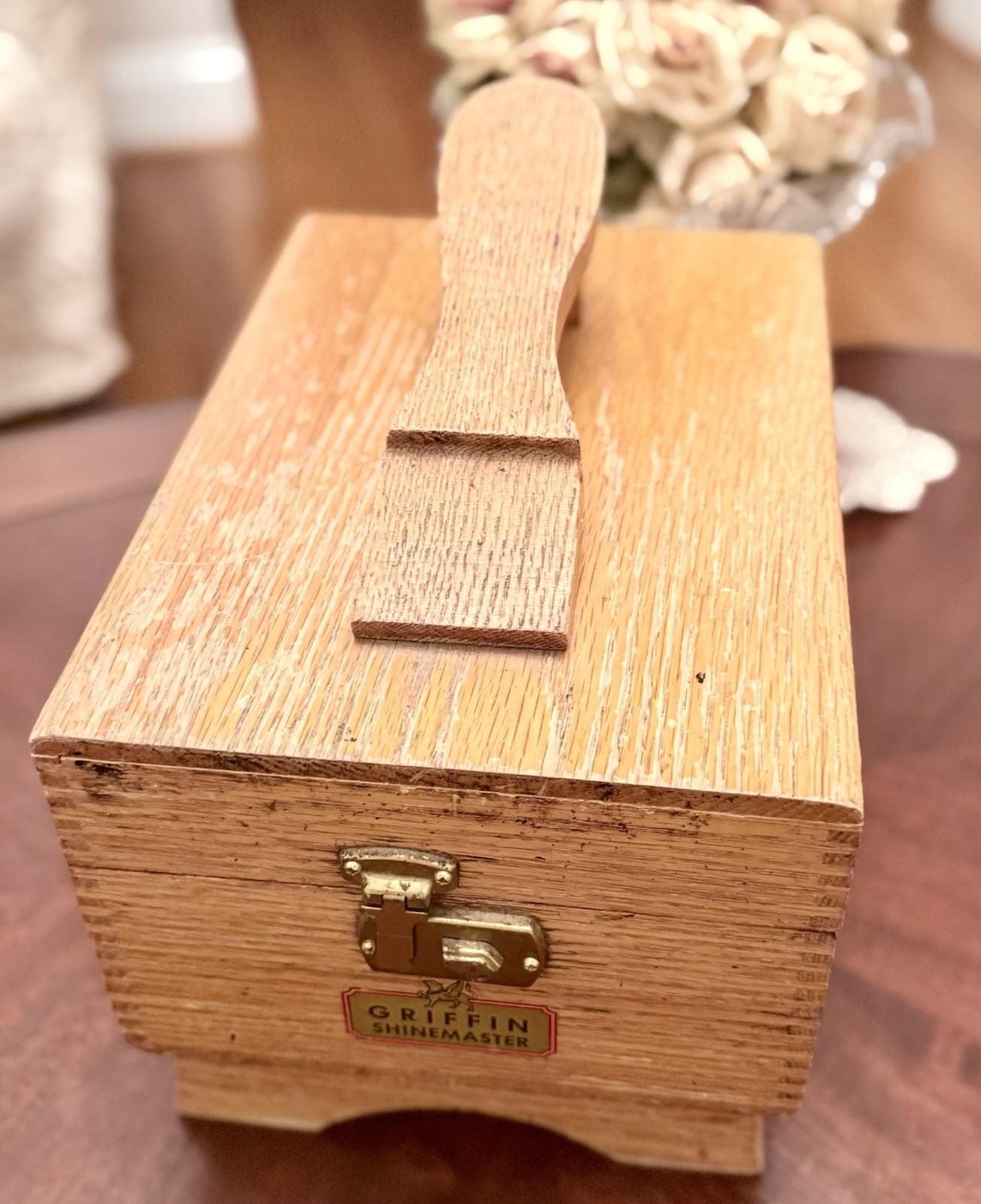 Nice Griffin Shinemaster Dovetail Wooden Shoe Shine Box with Footrest BOX ONLY