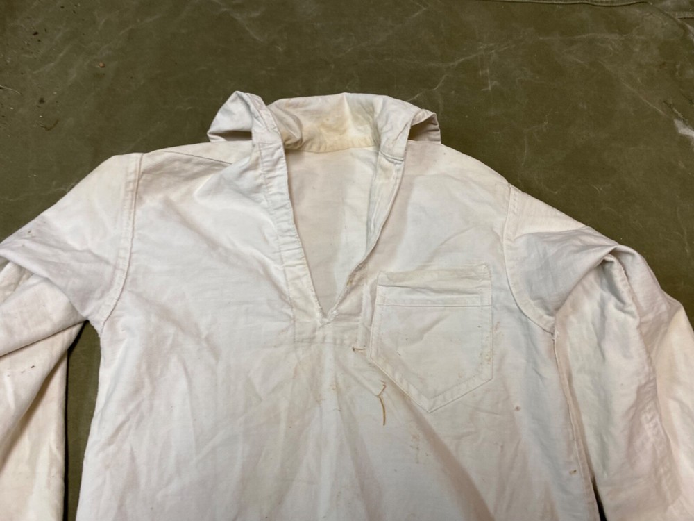 ORIGINAL WWII US NAVY EM "WHITES" JUMPER SHIRT-XSMALL