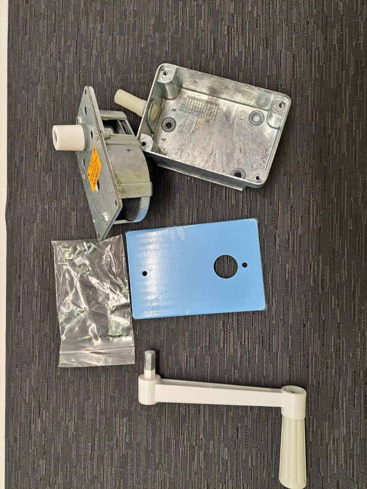 Manual Gear set for Windows Hurricane Panels, Slide side ways