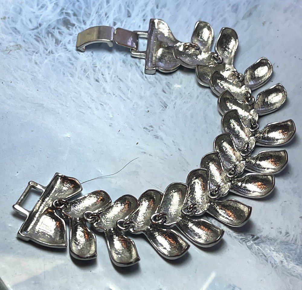 Signed Vintage Silver Tone abstract modernist Link bracelet, Signed BR