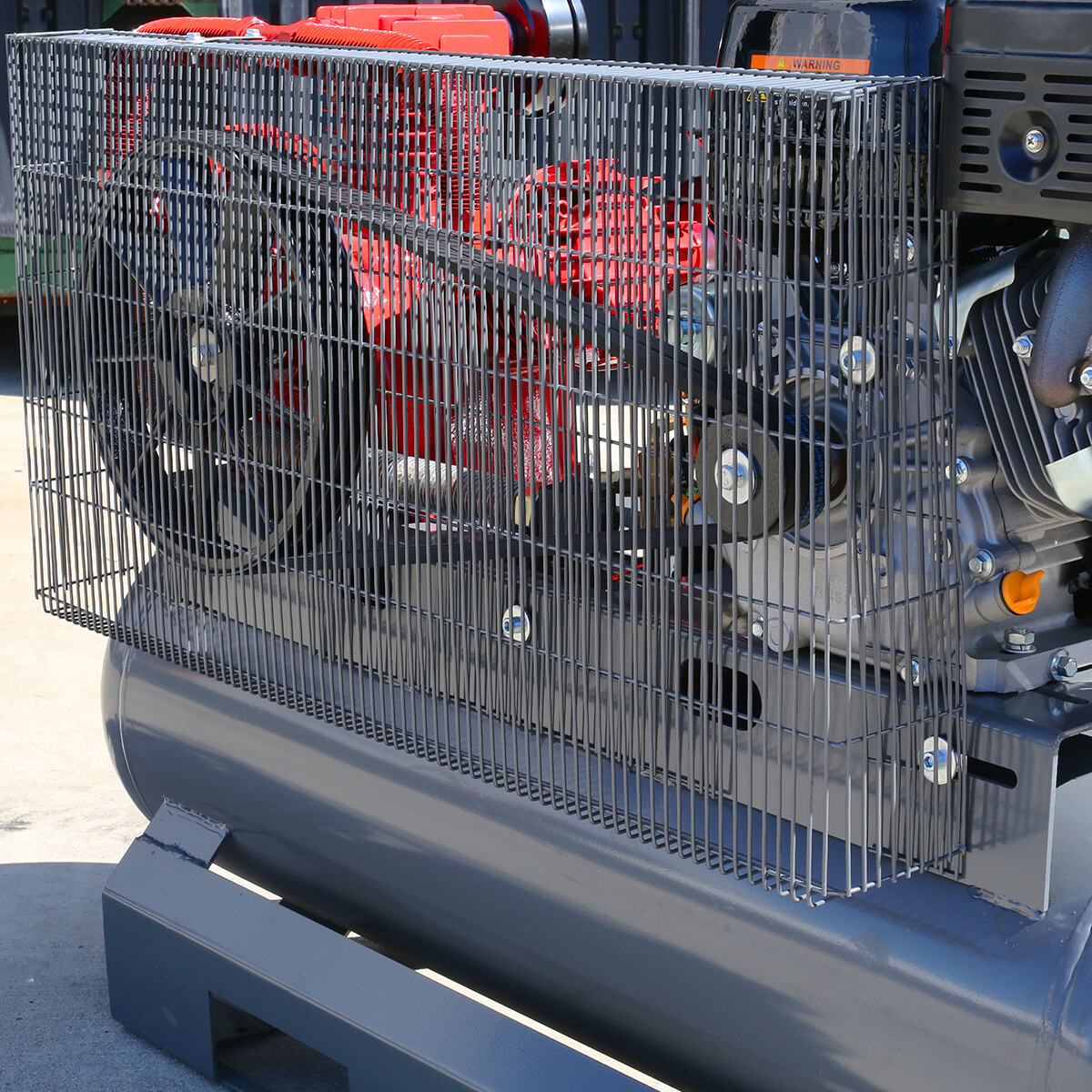 XtremepowerUS 30 Gallon Air Compressor 13HP Gas Drive Truck Mounted Gas Engine