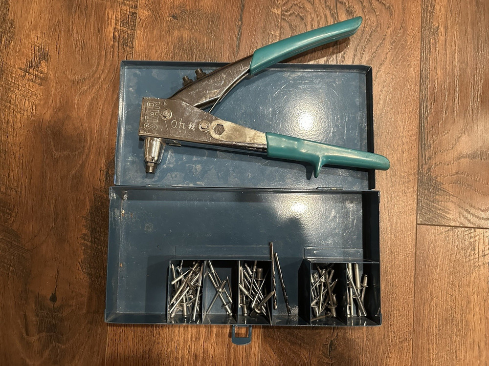 Star Blind Rivets w/ Rivets.