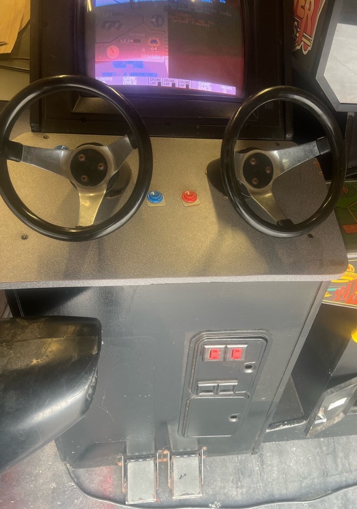 BADLANDS ARCADE MACHINE by ATARI 1989 (Great Condition) *RARE*