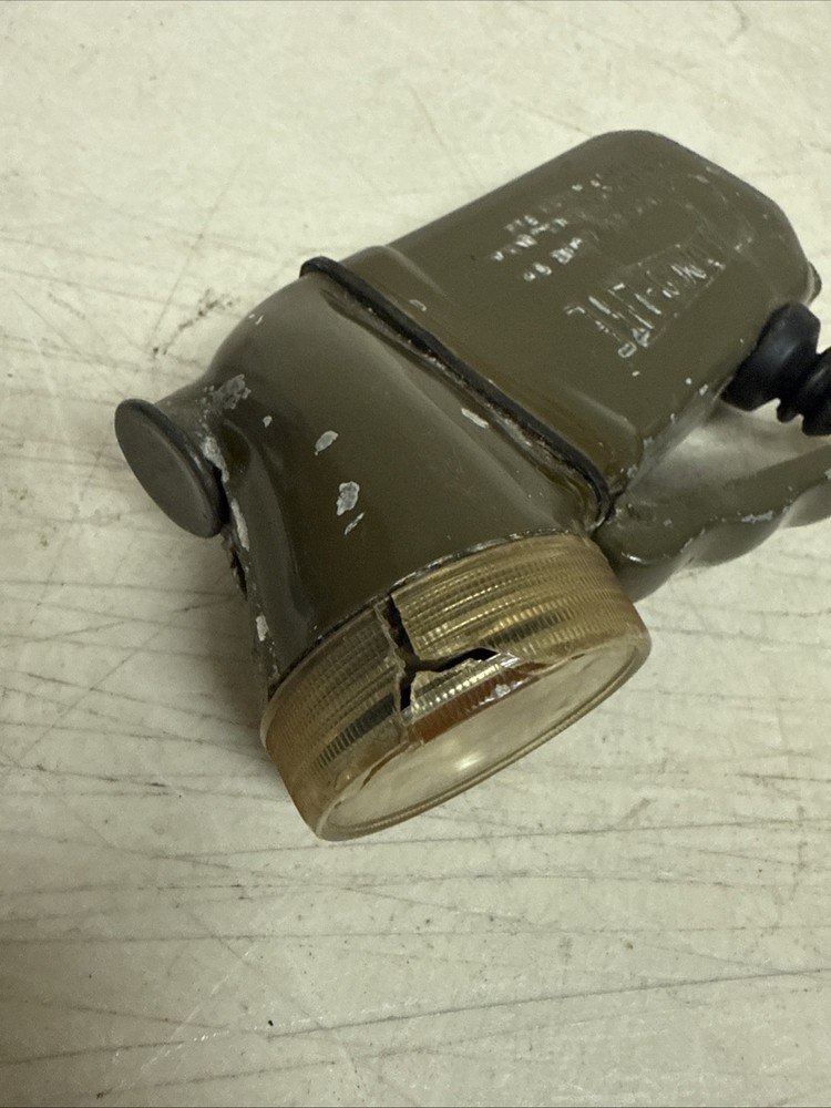 WWII Military Daco-Lite Type A9 hand-energized survival flashlight