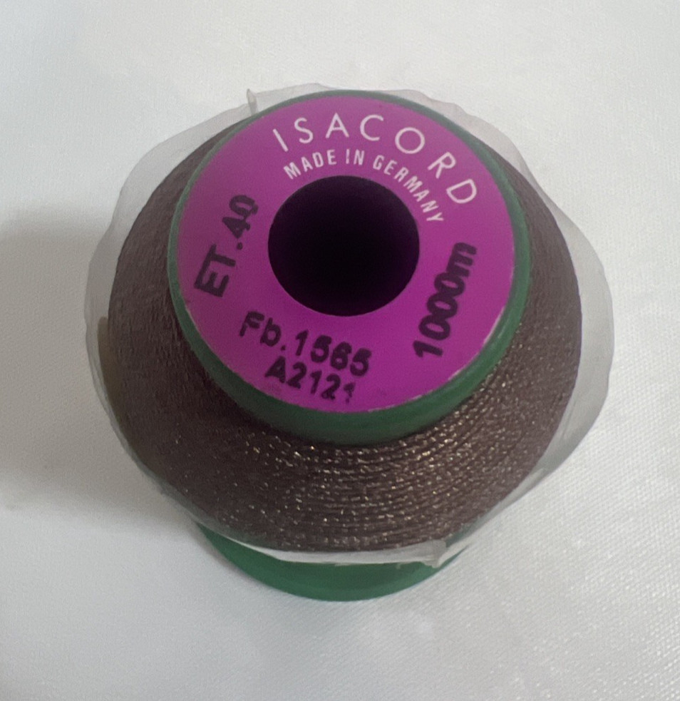 Isacord Embroidery Thread - Espresso 1565 - 1000m 40 wt