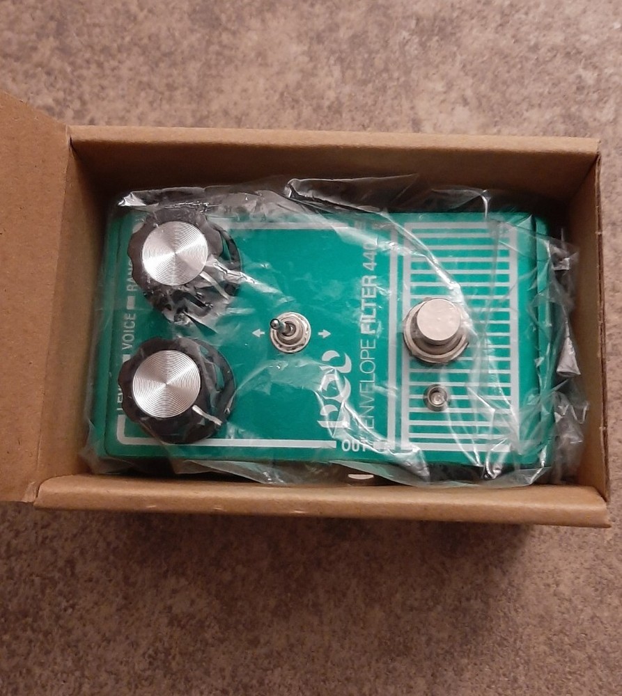 DOD Envelope Filter 440 Reissue Effect Pedal in box
