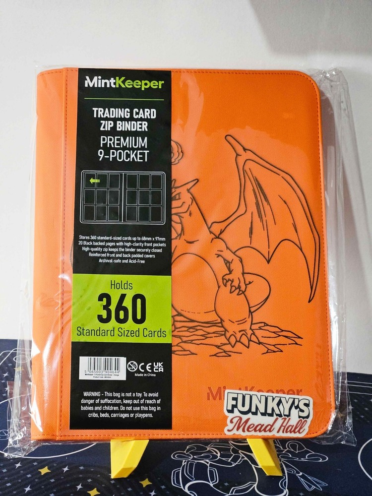 Mintkeeper - 9 Pocket Binder - Orange - Laser Engraved - Charizard (Rocks)
