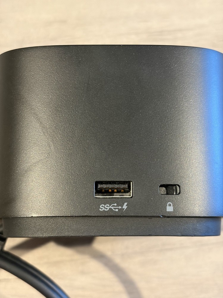 Hp Docking Station Kit With Power And USB Magnetically Attached