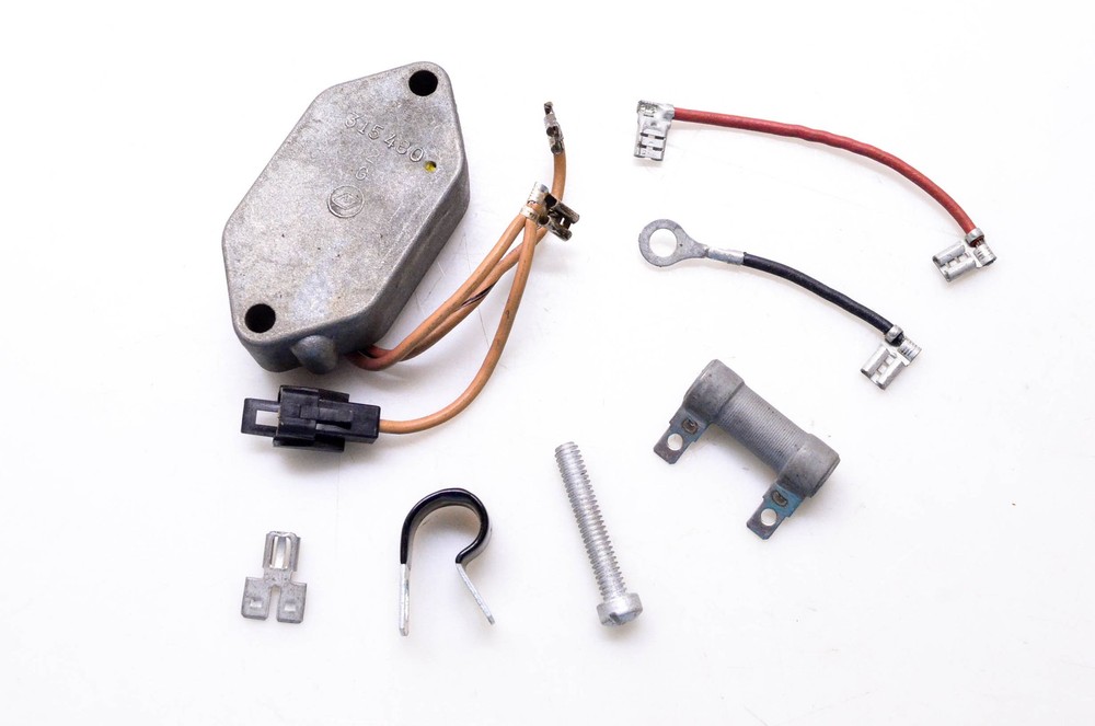 OMC 487821 Voltage Regulator Kit NOS