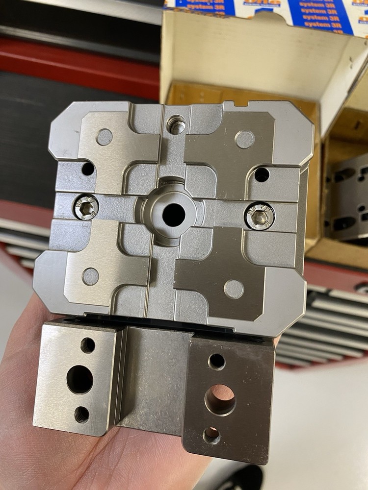 System 3R Fixture Block 3R-266.1HP Rectangular Metal Workholding