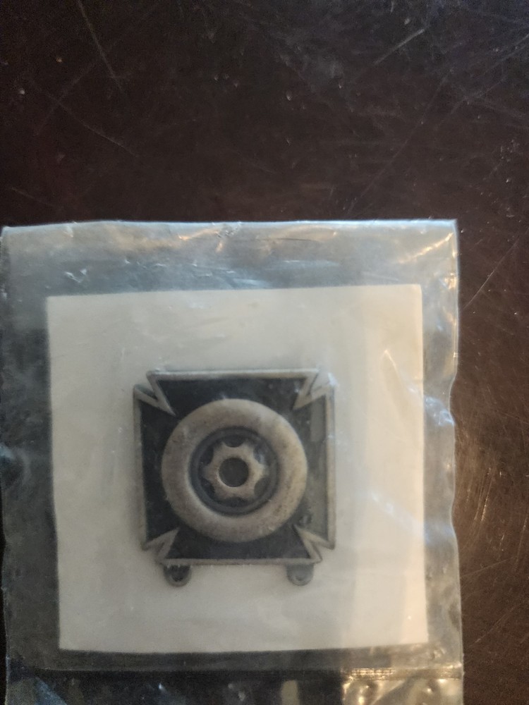 Original US Army Driver/Mechanic Qualification Badge 1981