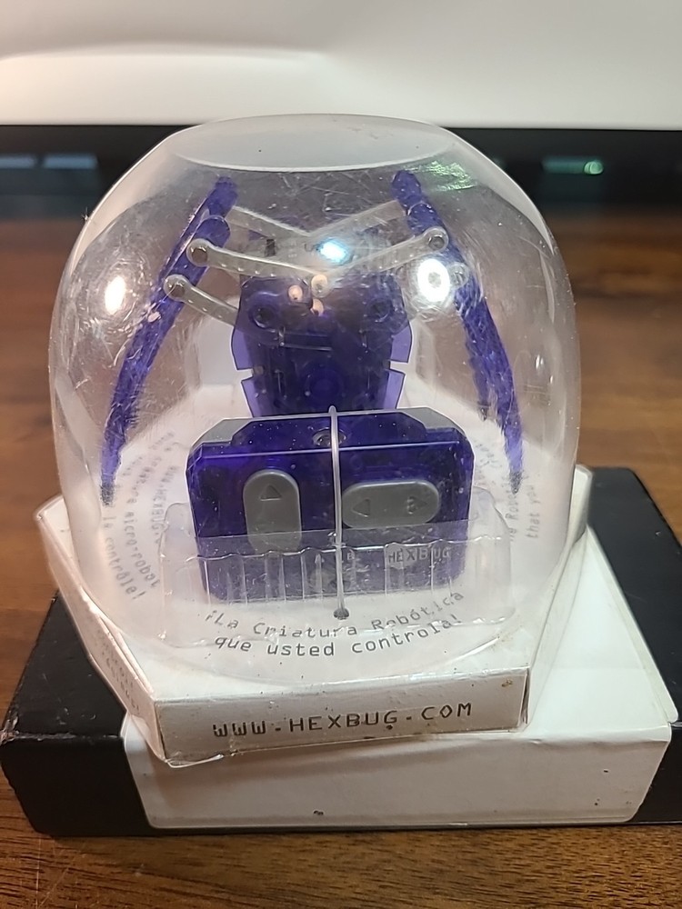 HexBug Micro Robotic Creature NEW In Original Packaging. READ.