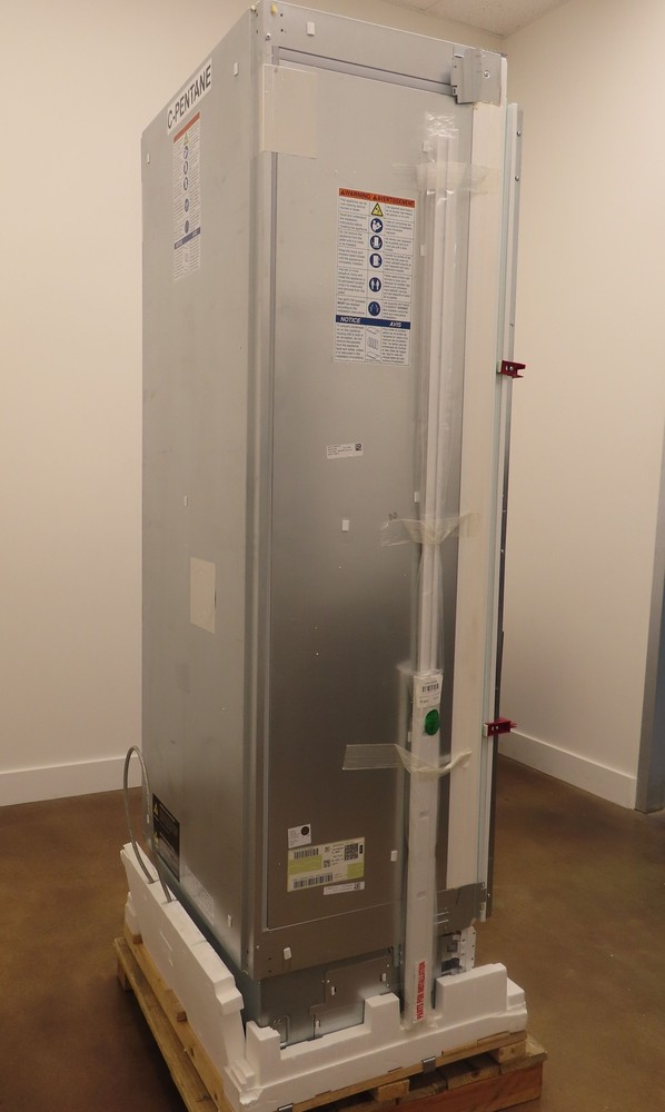 Miele MasterCool Series F2802VI 30" Panel Ready Freezer Column Panel Ready
