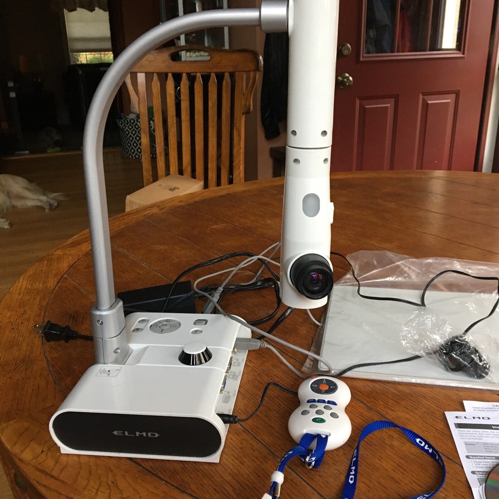 ELMO 5.2X OPTICAL ZOOM TT-02 RX Document Camera Visual Presenter Projector.