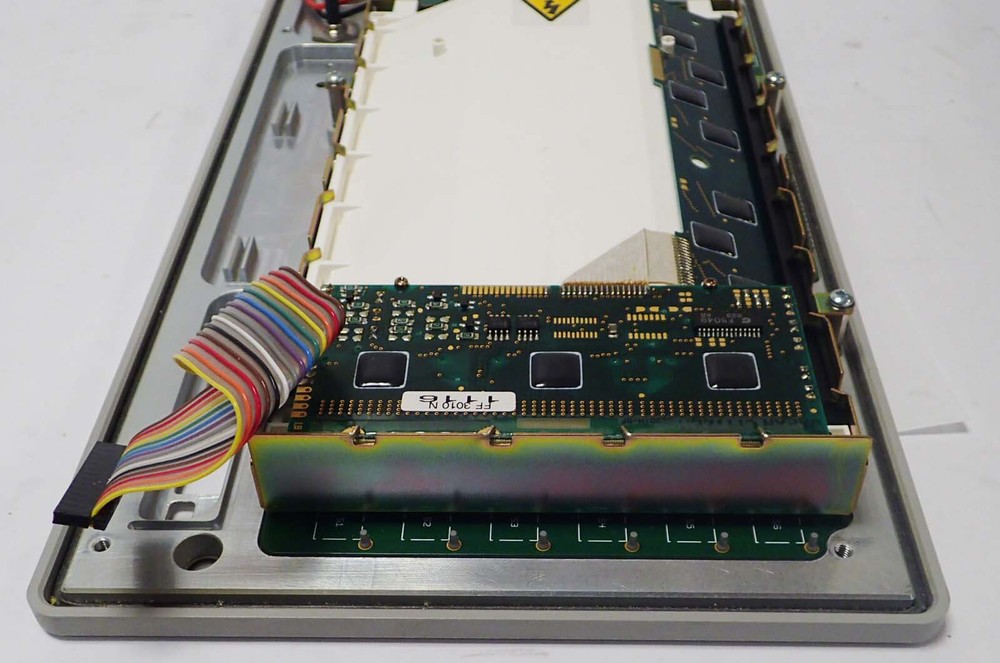 RACAL INSTRUMENTS 6103E FRONT PANEL 19-3211 WITH KEYBOARD AND DISPLAY MODULE