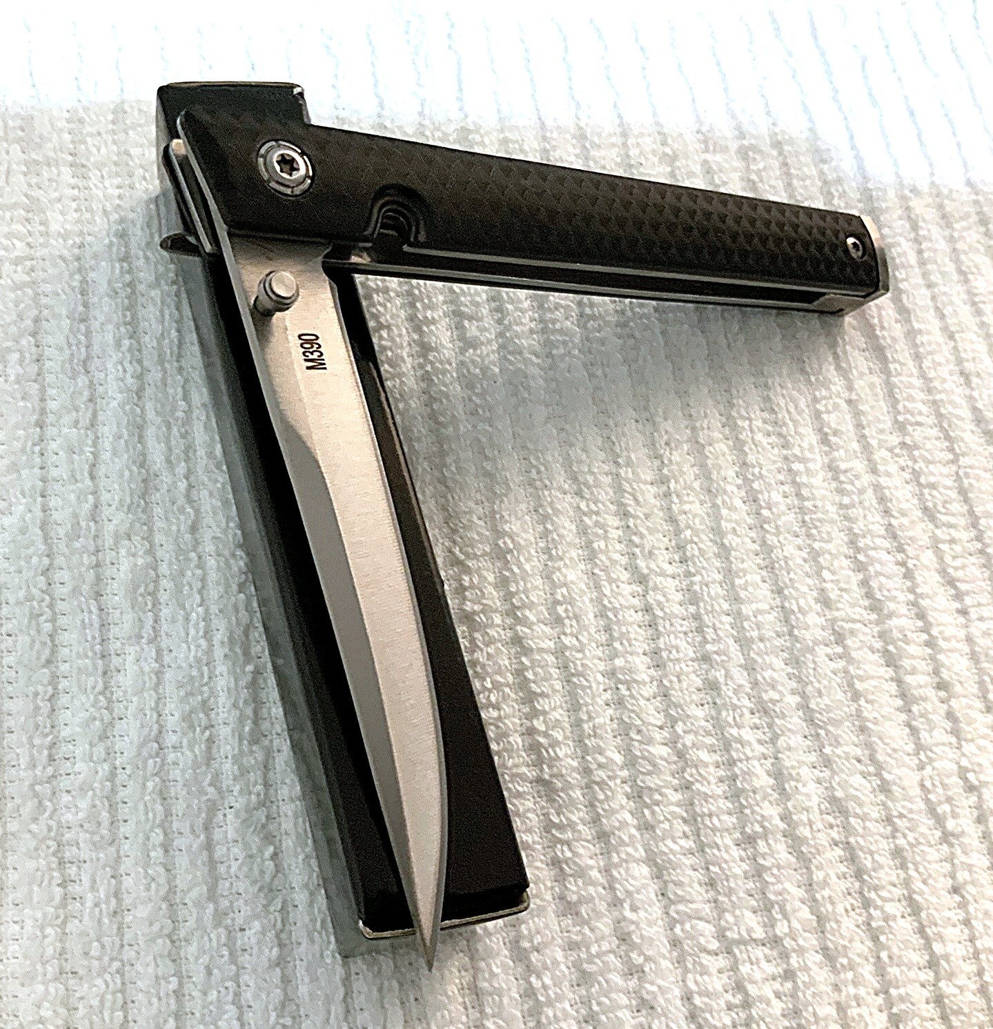 M390 Composite Fiber Handle Straight Blade Pocket Knife