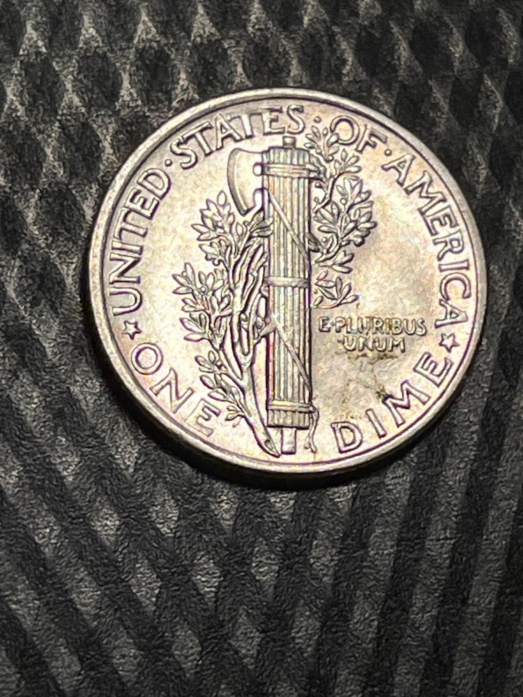 1942 Mercury Dime in sharp BU MS condition #A