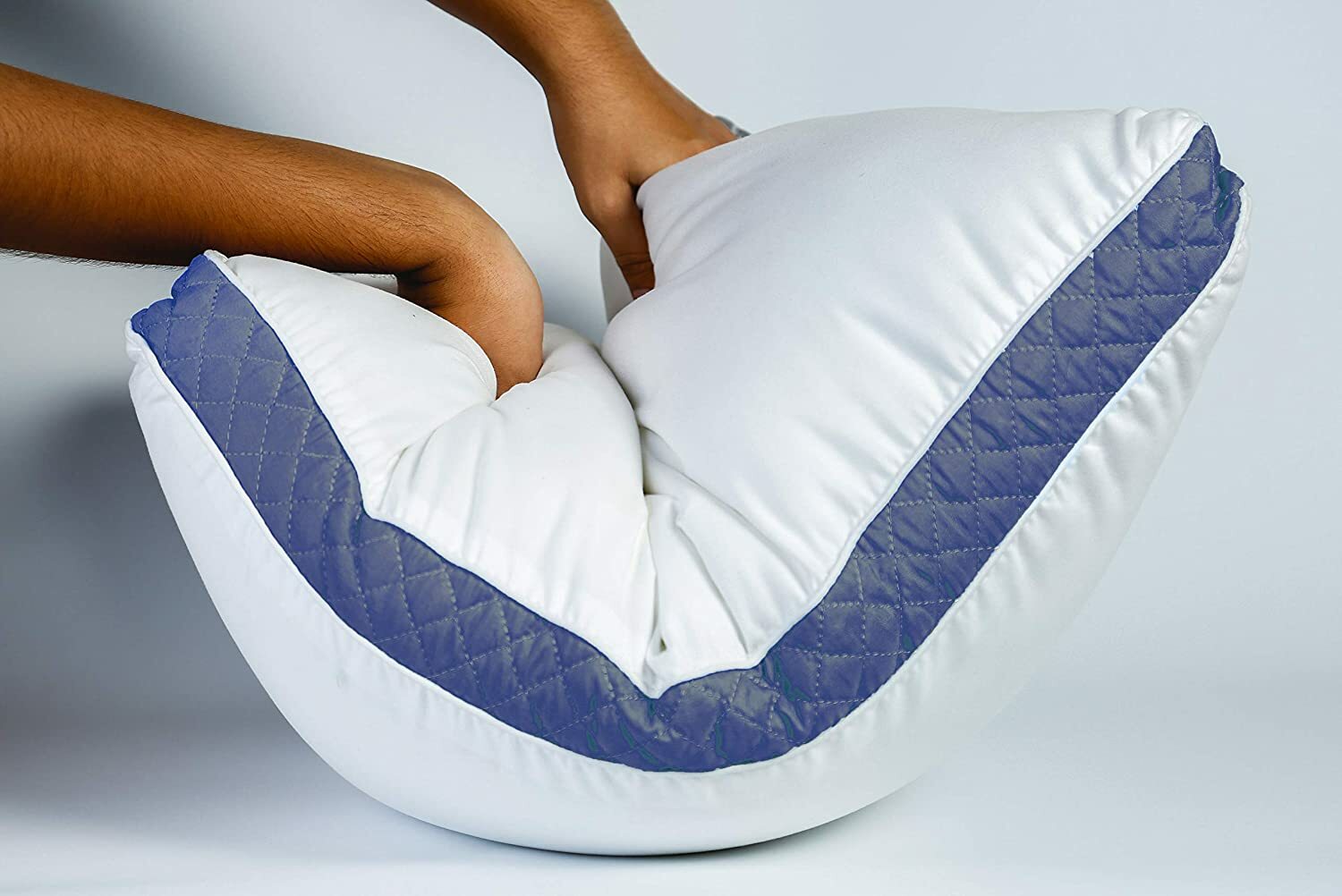 Gusseted Pillow Set of 2 Bed Pillows Neck Support Side & Back Sleepers Pillows