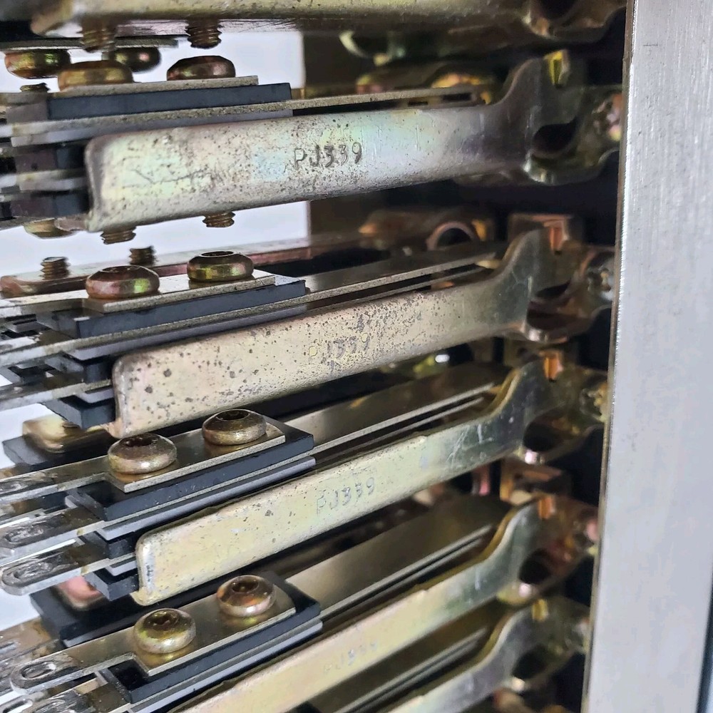 Switchcraft Patchbay Rack Mount Panel 48 Count PJ339 For Equipment Rack