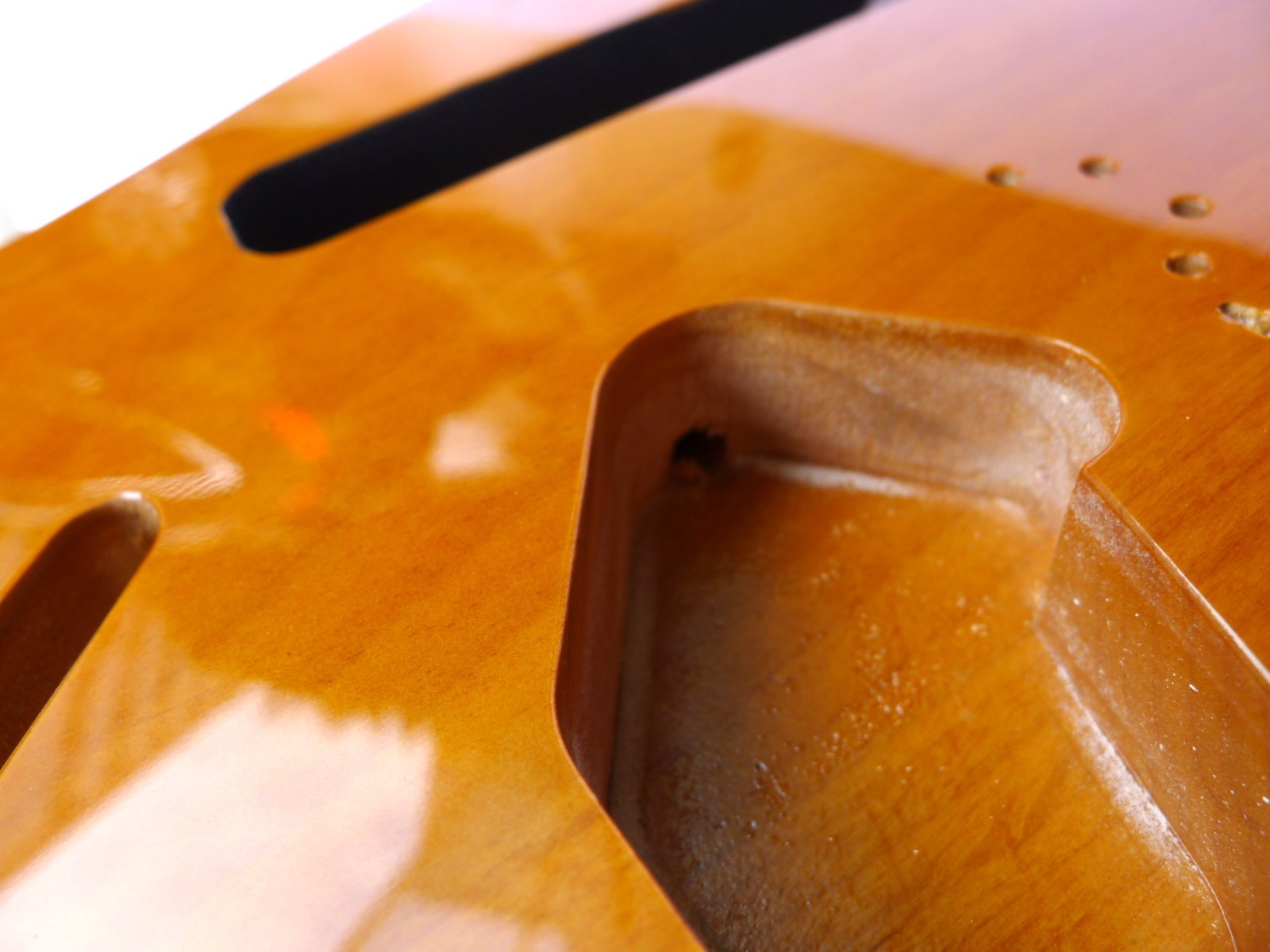 Tele Body 2 pcs Centre Joined North American Alder Trans Yellow Nitro ≦ 4.8Lbs