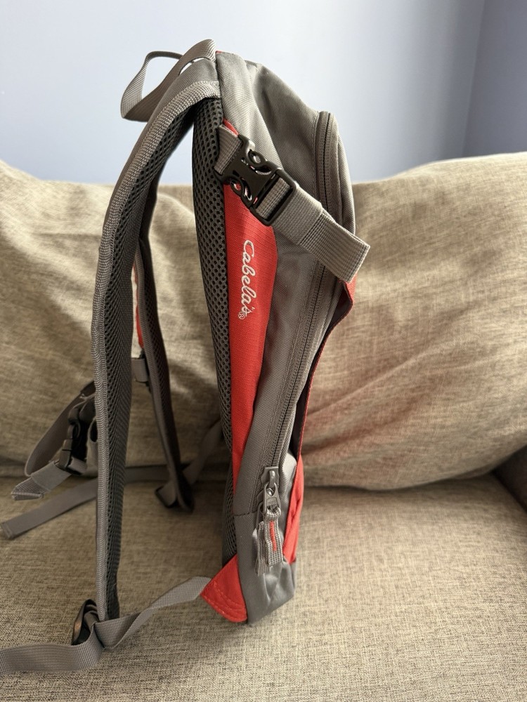 Cabela’s XPG Strata 8 Hiking Hydration Backpack Daypack Red Gray NO BLADDER