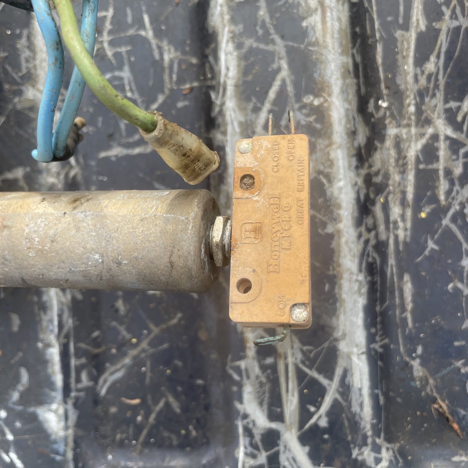 Volvo Penta Mechanical Tilt Lift TILT JACK, 250, 270,280 AQ280,AQ270~897658