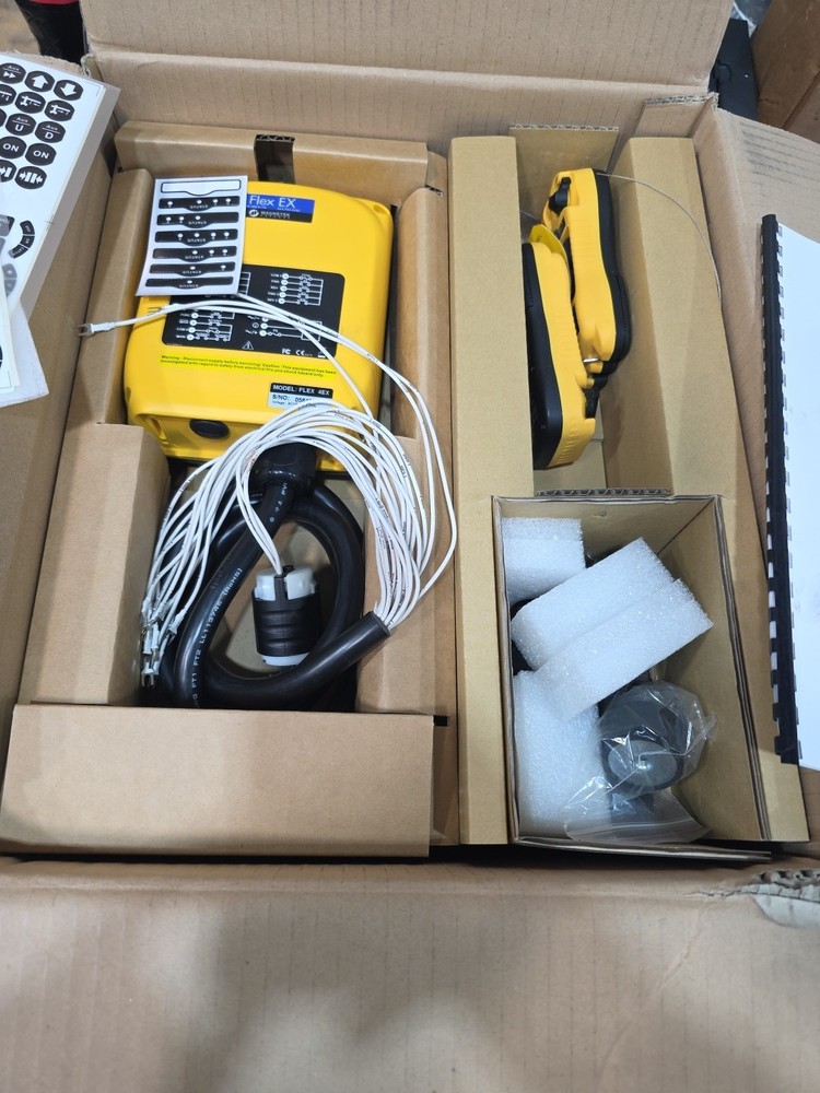 Magnetek Flex 4EX Kit , 2 Transmitters , 1 Reciever