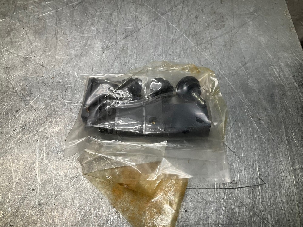 Bridgeport Milling Machine #3 Right Angle Attachment Shield Assembly New