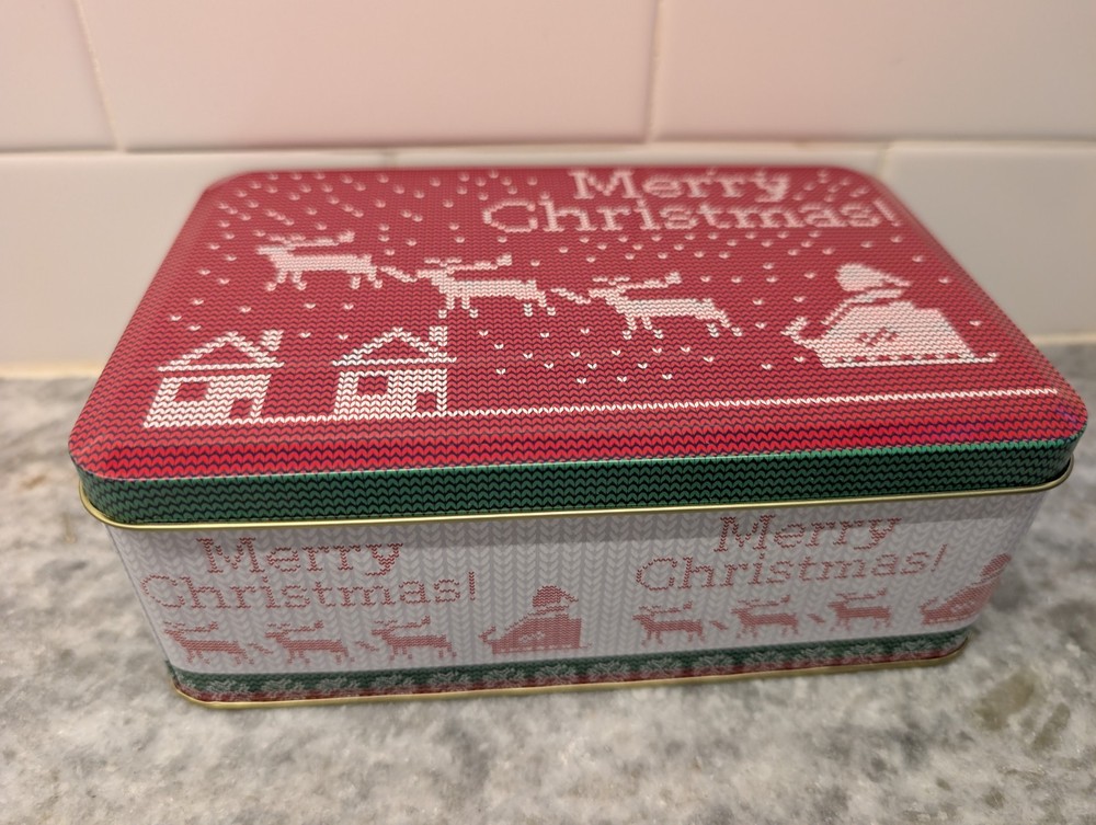 Merry Christmas Tin