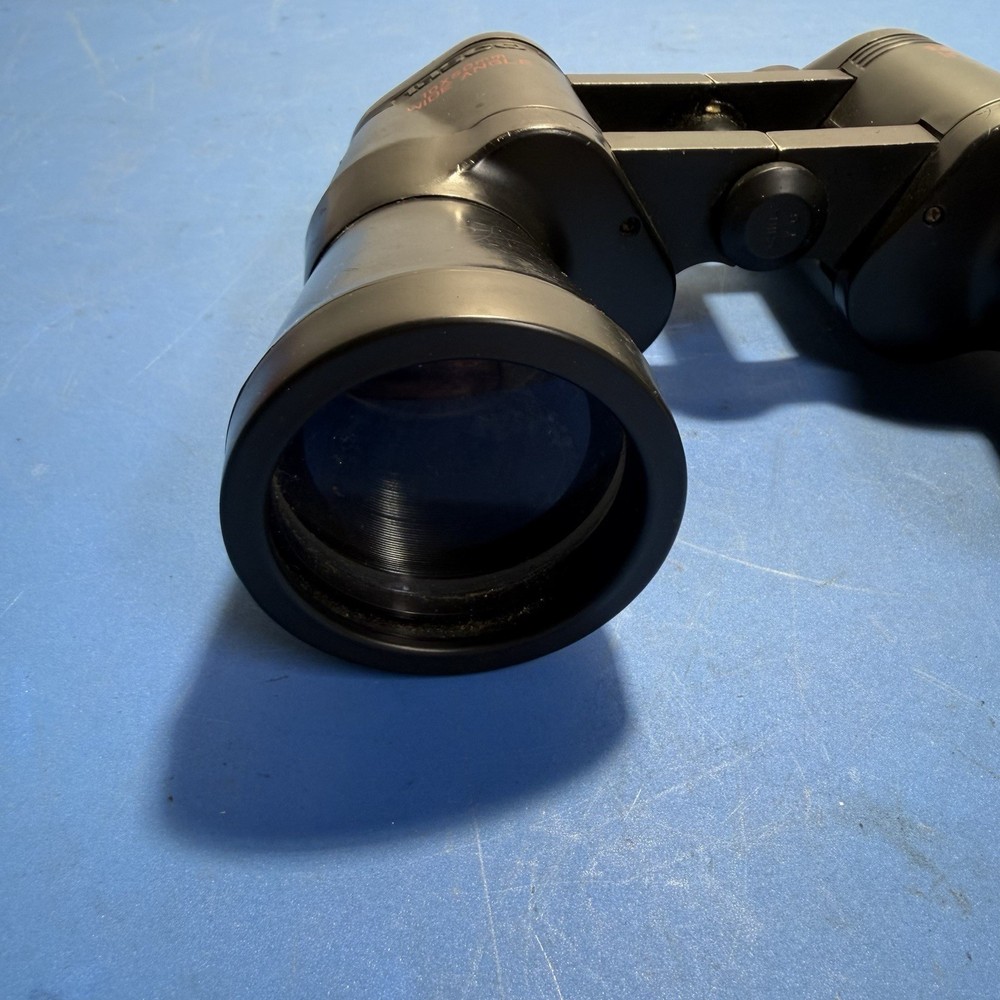 Tasco 10x50 Wide Angle Binoculars InFocus – Tested – Loose Plastic Inside