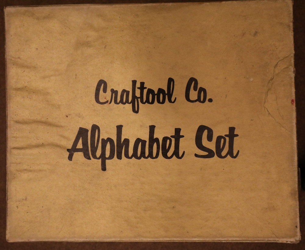 Craftool 8137 Alphabet and Numbers 1/4"