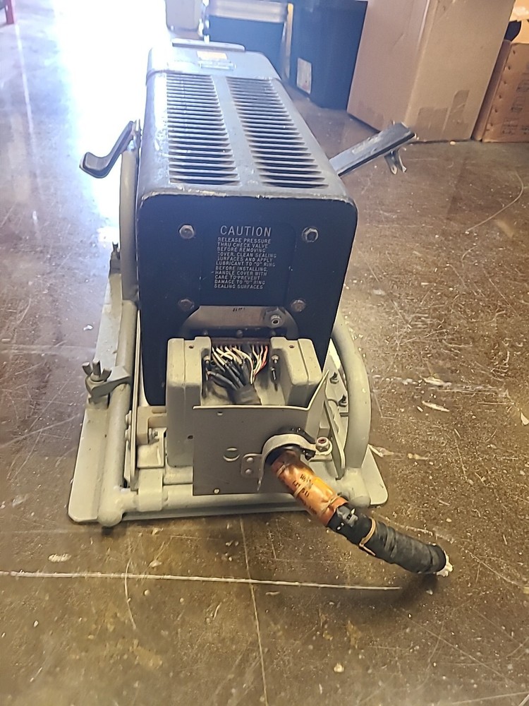 F-4 Phantom Radar Scope And Optical Sight Unit IP-676/APQ-100