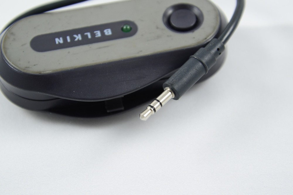 Belkin TuneCast Model F8V367 FM Transmitter For Audio Devices