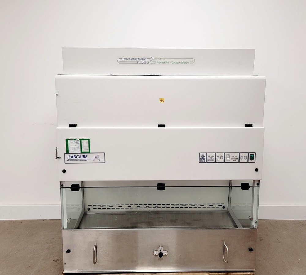 Labcaire Model SC12R Recirculating Class II Safety Cabinet Lab