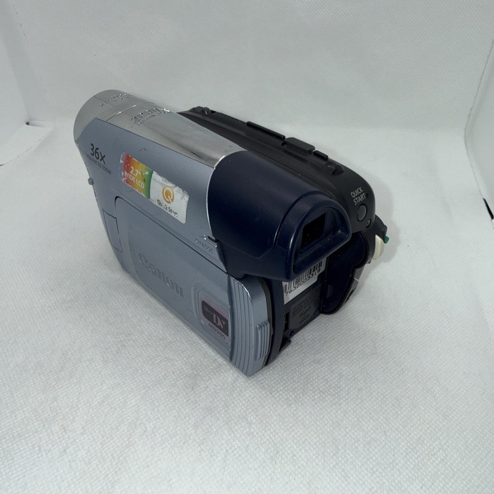 Canon MD205 Handheld MiniDV Camcorder Untested