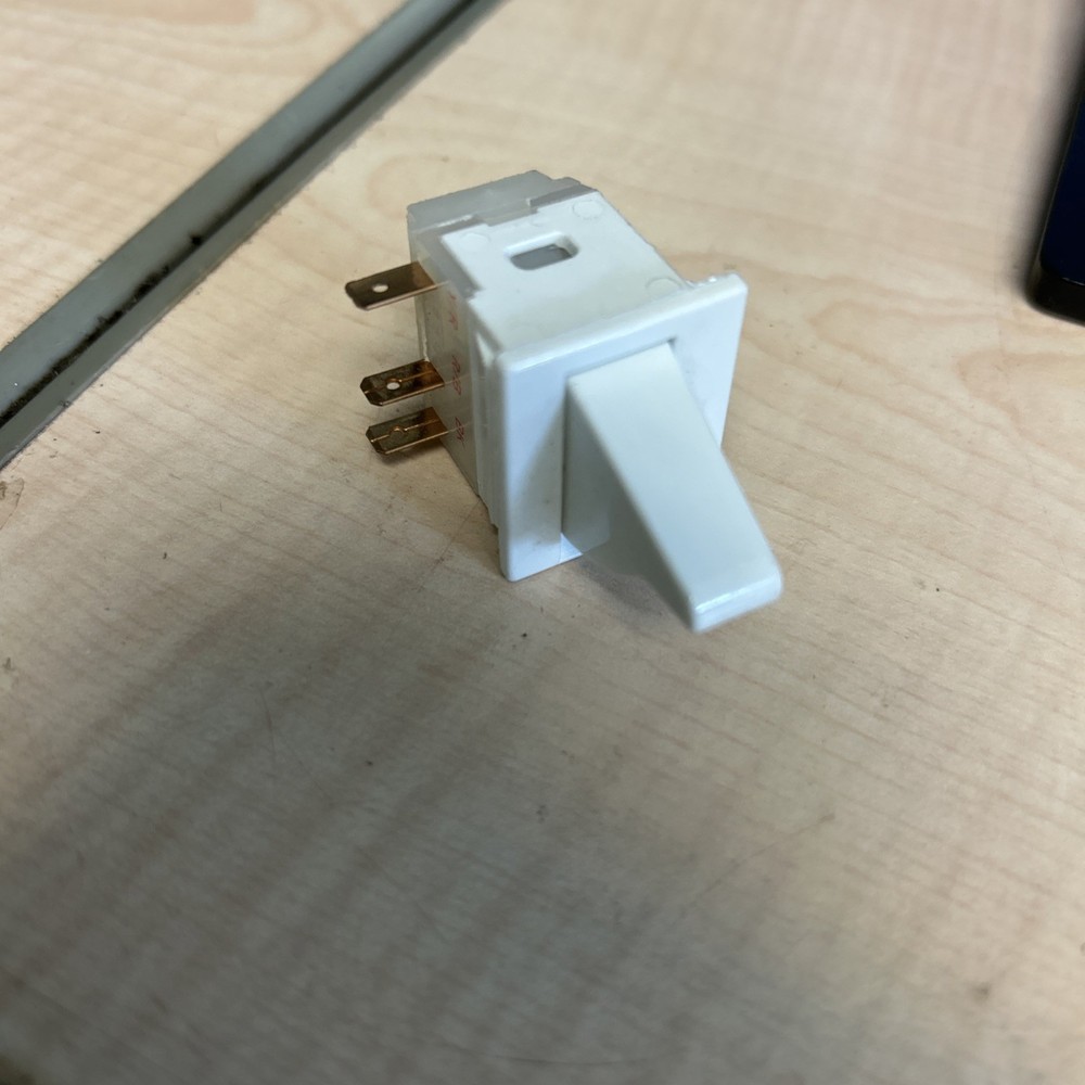 NEW EMB 606 DOUBLE THROW SNAP ACTION SWITCH