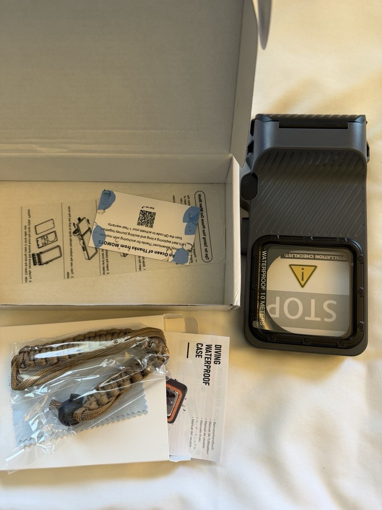 4th Gen Waterproof Camera Case, 10m Depth, Black, Touch Screen Use