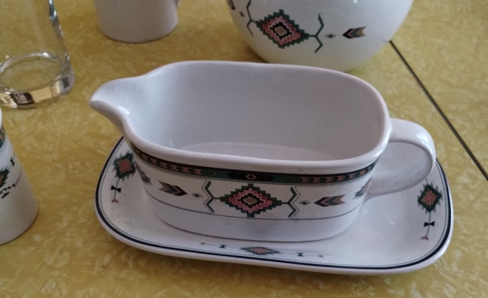 Studio Nova Adirondack Pattern Dinnerware Set Sold Separately - Make Offer 4 Lot