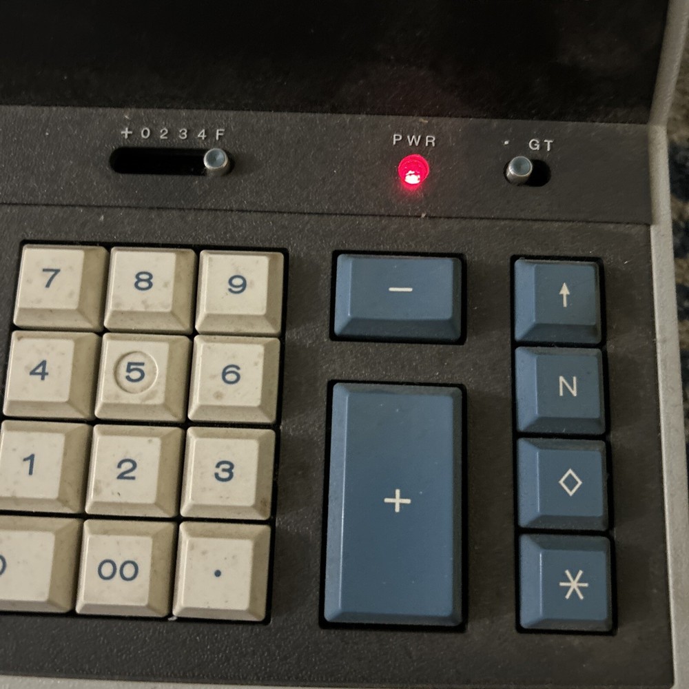 Vintage Victor 800 Adding Machine Printing Calculator