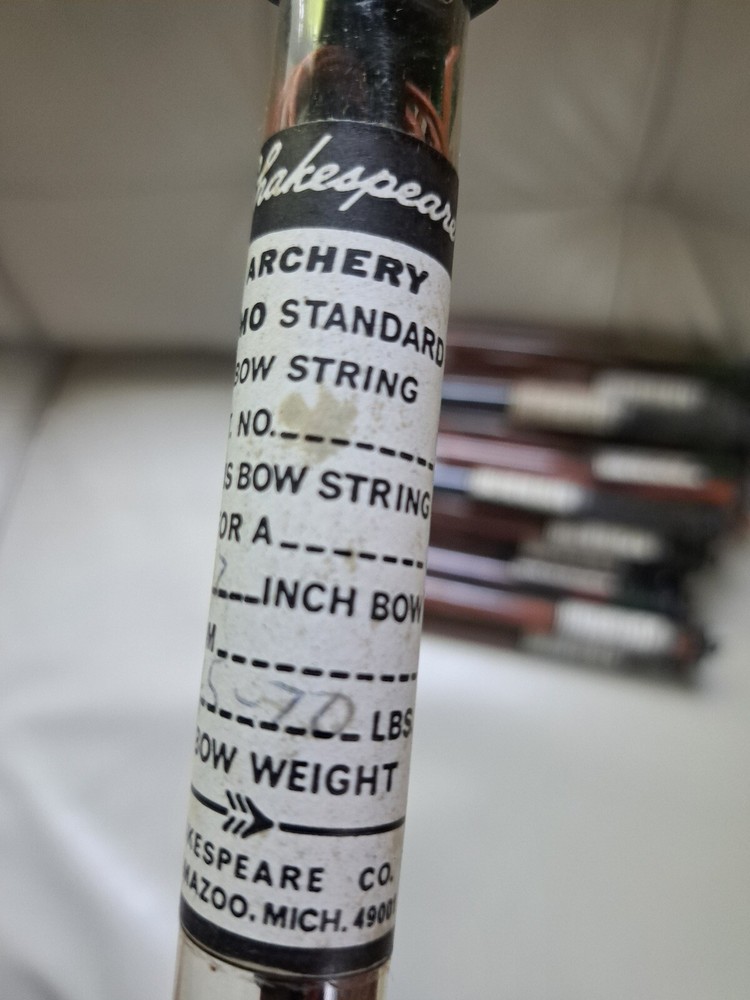 Shakespeare Recurve Bow String 62”, 45-70 lbs