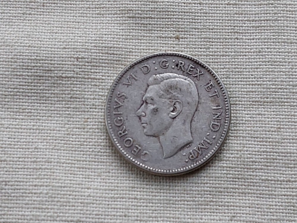 Canada silver 1947 25 cents
