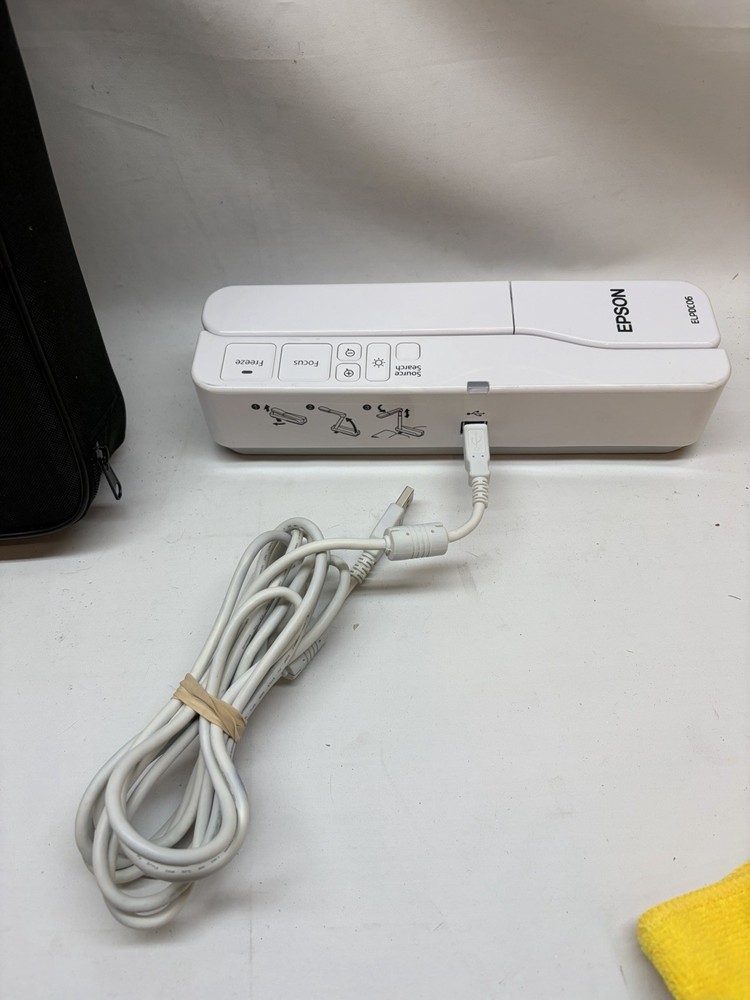 Epson ELPDC06 4x Digital Zoom Portable Compact Document Camera w/USB Cable Case